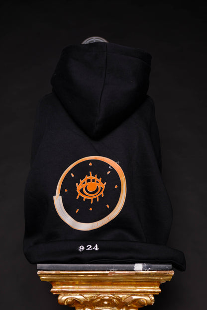 24. Sudadera CON capucha negra