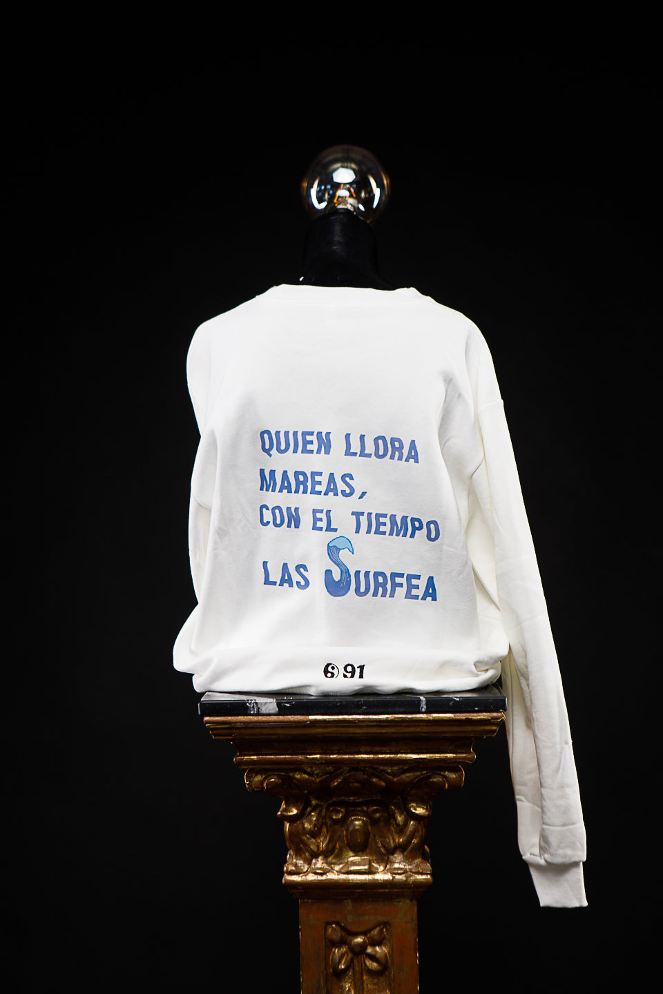 91. Sudadera SIN capucha blanca