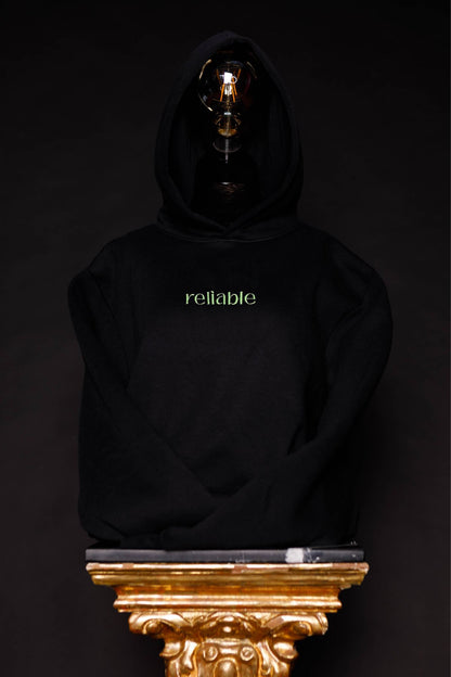 47. Sudadera CON capucha negra